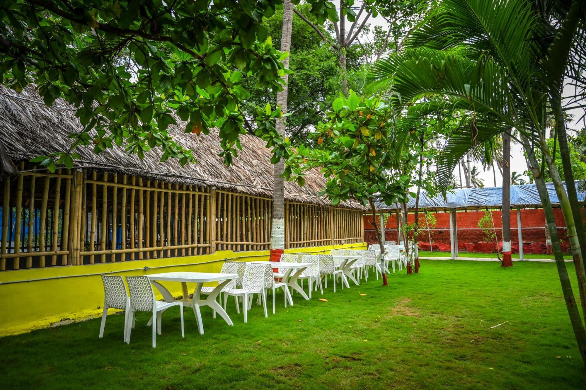 Hotel Tamarind Tree Way Side Amenities Hospet Exterior foto