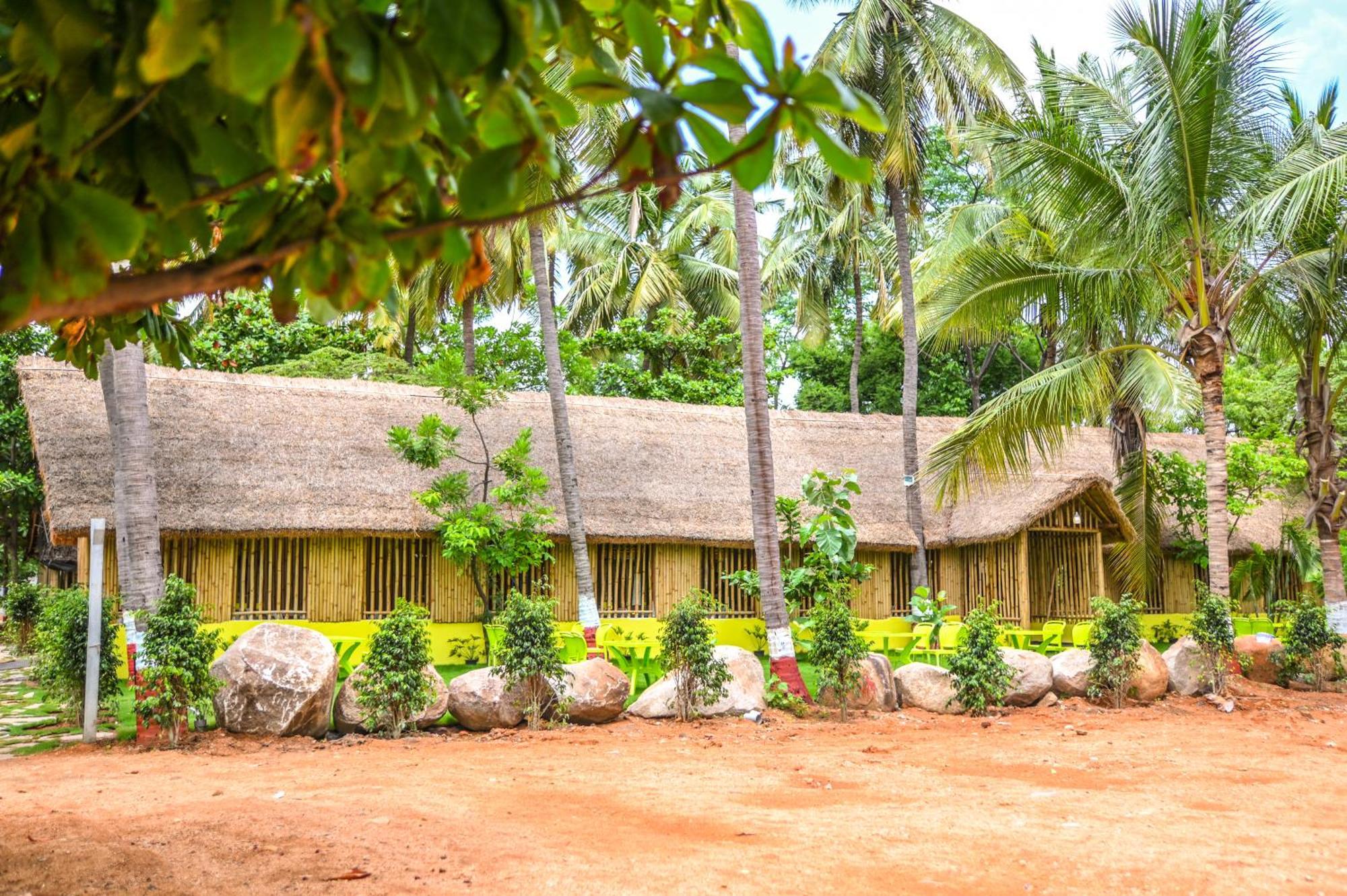 Hotel Tamarind Tree Way Side Amenities Hospet Exterior foto
